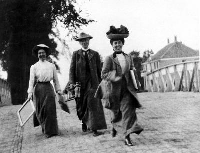 E.H. McCormick Archive of Frances Hodgkins Photographs