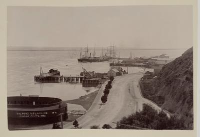 The port, Nelson