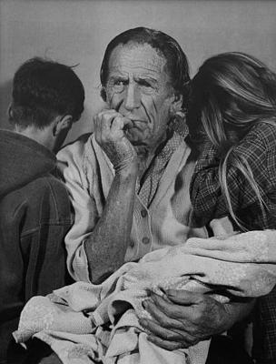 The Men from Uncle (After Dorothea Lange of a migrant mother 1930s) 1995-1997