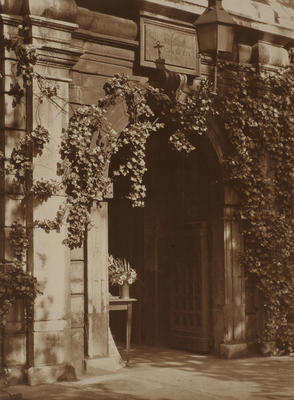 (Stone entranceway)
