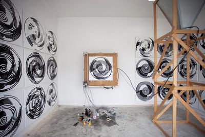 Radio Painting Station