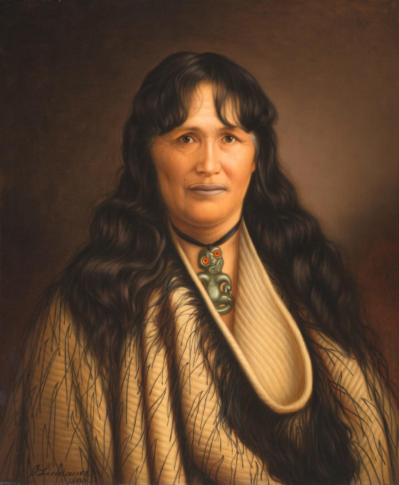 Te Paea Hinerangi (Guide Sophia)