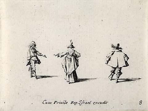 Une dame, le poing droit sur la hanche et la main gauche tendue, vue de dos entre deux hommes