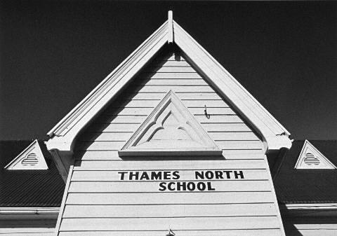 Detail, Thames North School, Tararu, Front entrance peak
