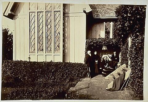 Rev. John Kinder and his family, Saint John's