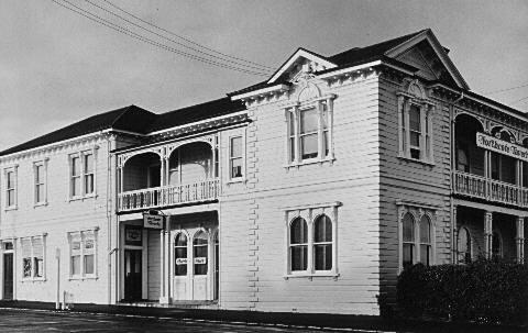 Northcote Tavern, Queen Street, Northcote
