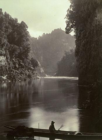 Otuwhakakaireau, Wanganui River