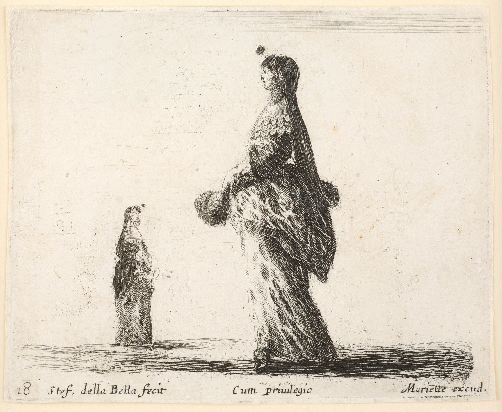 Une dame de qualit'e, marchant vers la gauche ...
