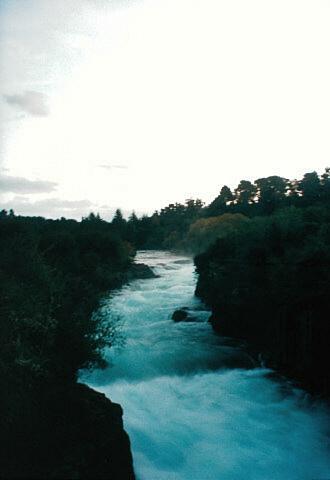 Huka (Falls)