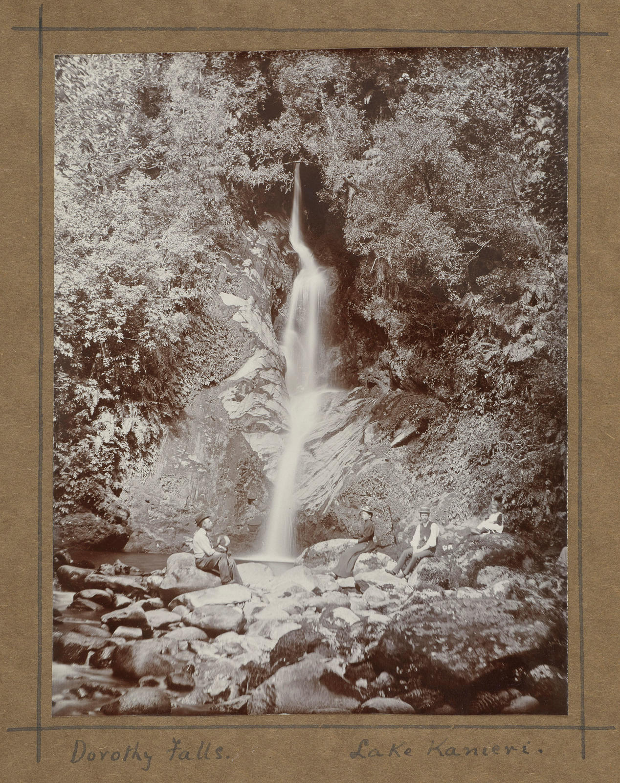Dorothy Falls, Lake Kaniere