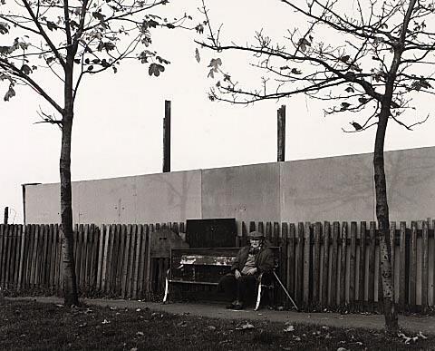 Wallsend (old man on a bench)