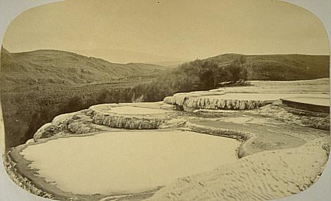 Basins on Te Tarata