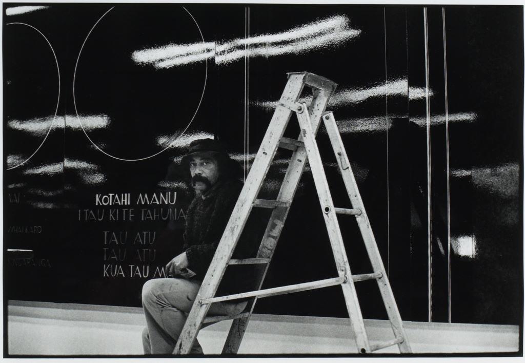Ralph Hotere (Godwit/Kuaka Mural)