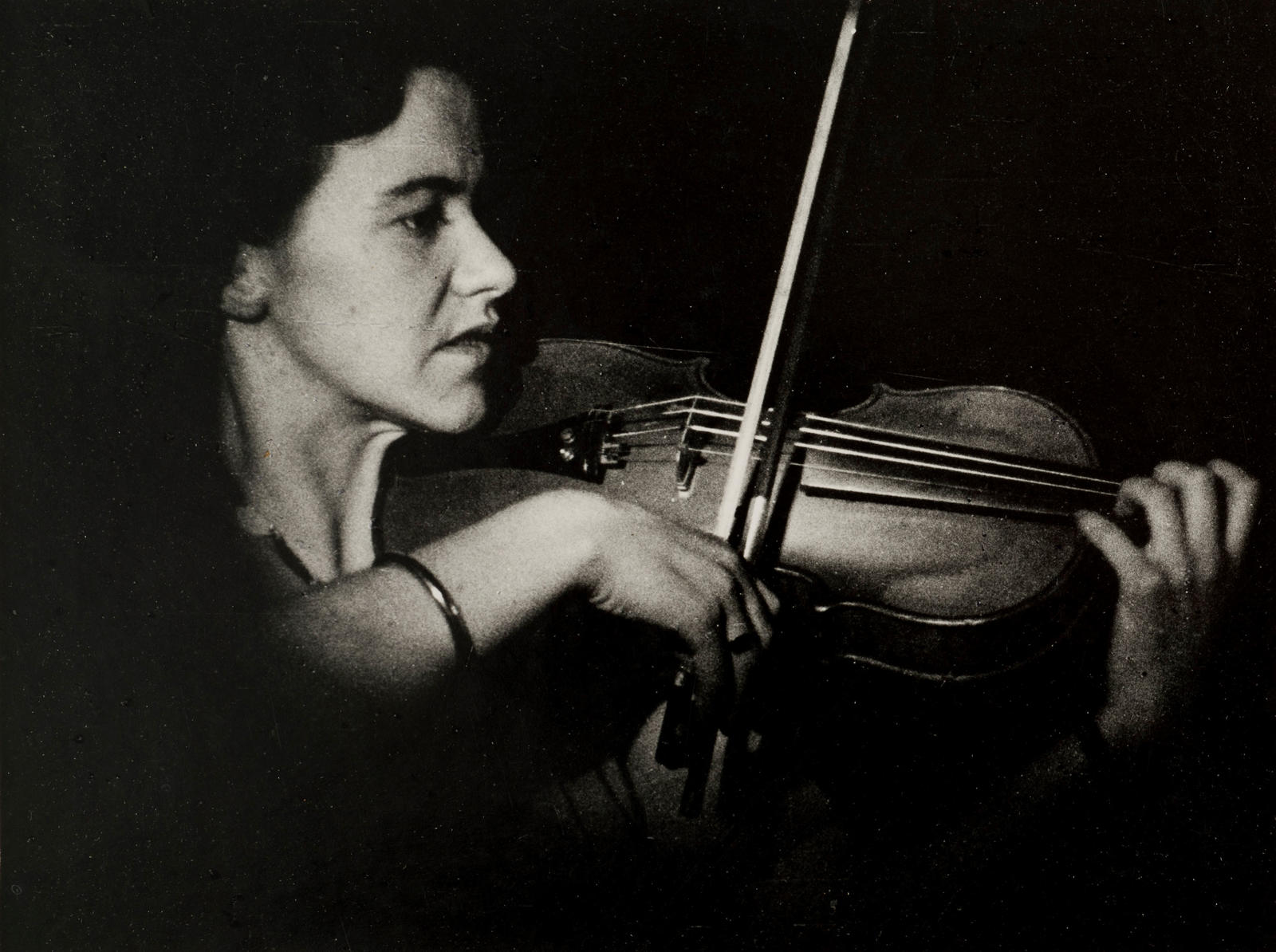 Girl with Violin