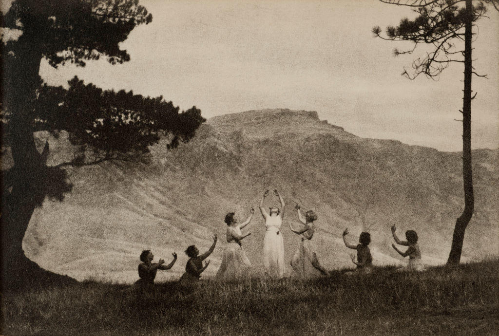 Invocation (Joan Gracie's Grecian Dancers)