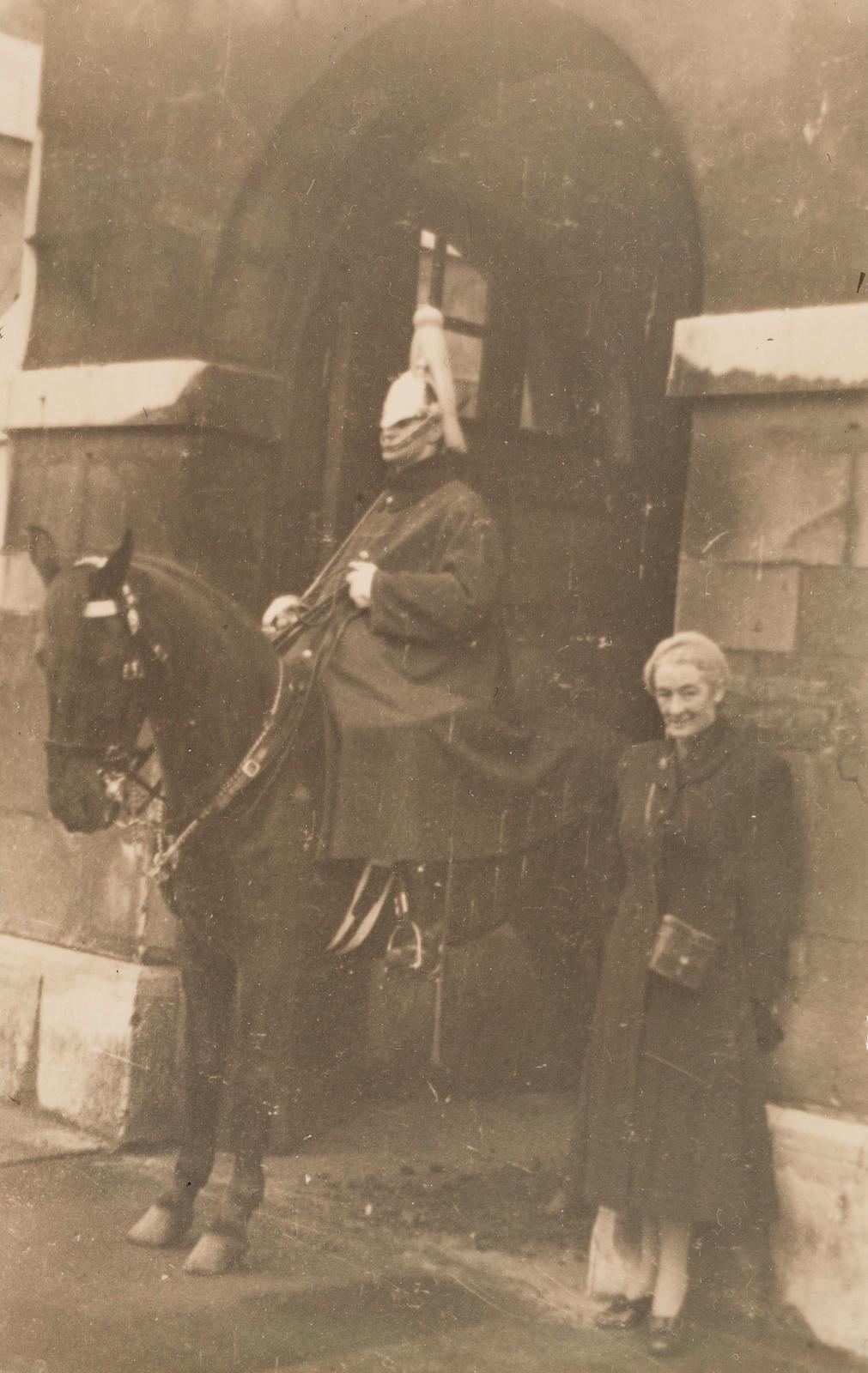 (Mary with guard on horse)