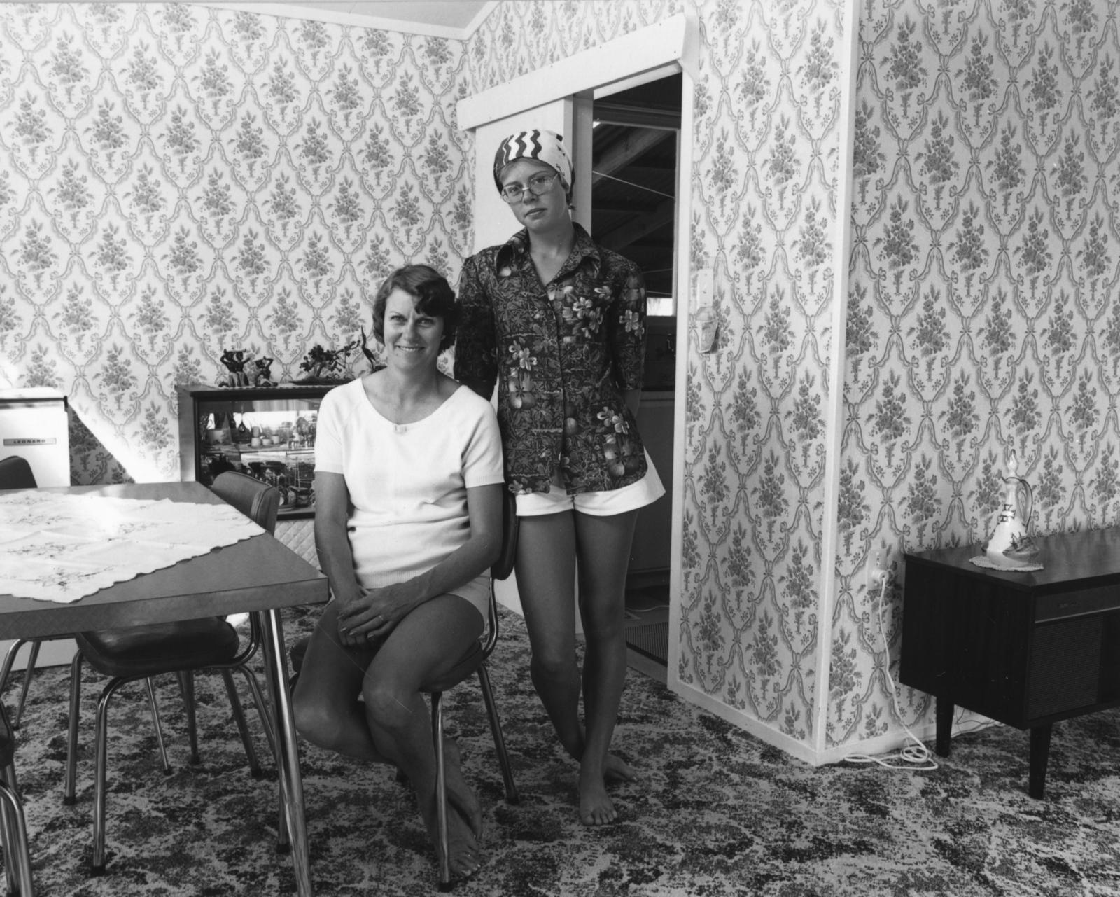 The Hibiscus Coast Project, Residents: Theresa and Corina Wakelin, Whangaparaoa