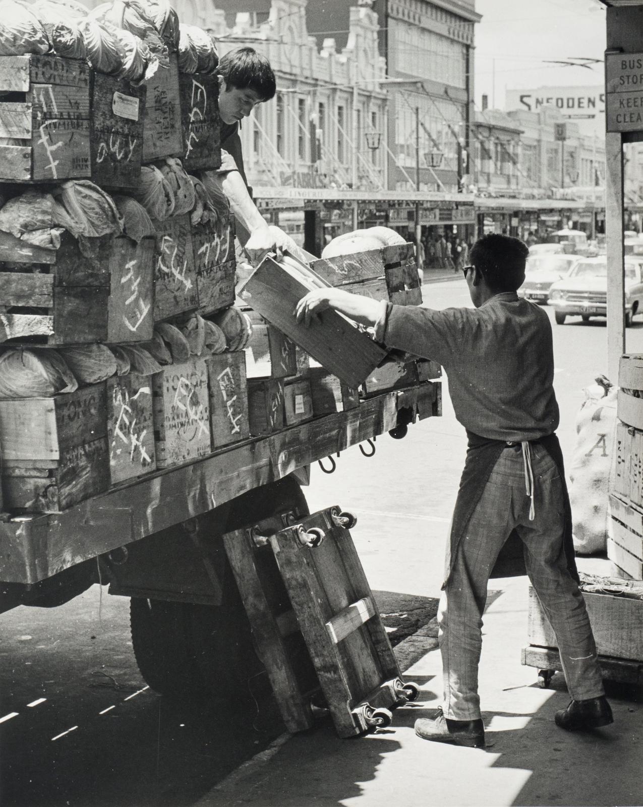 (Working Men)