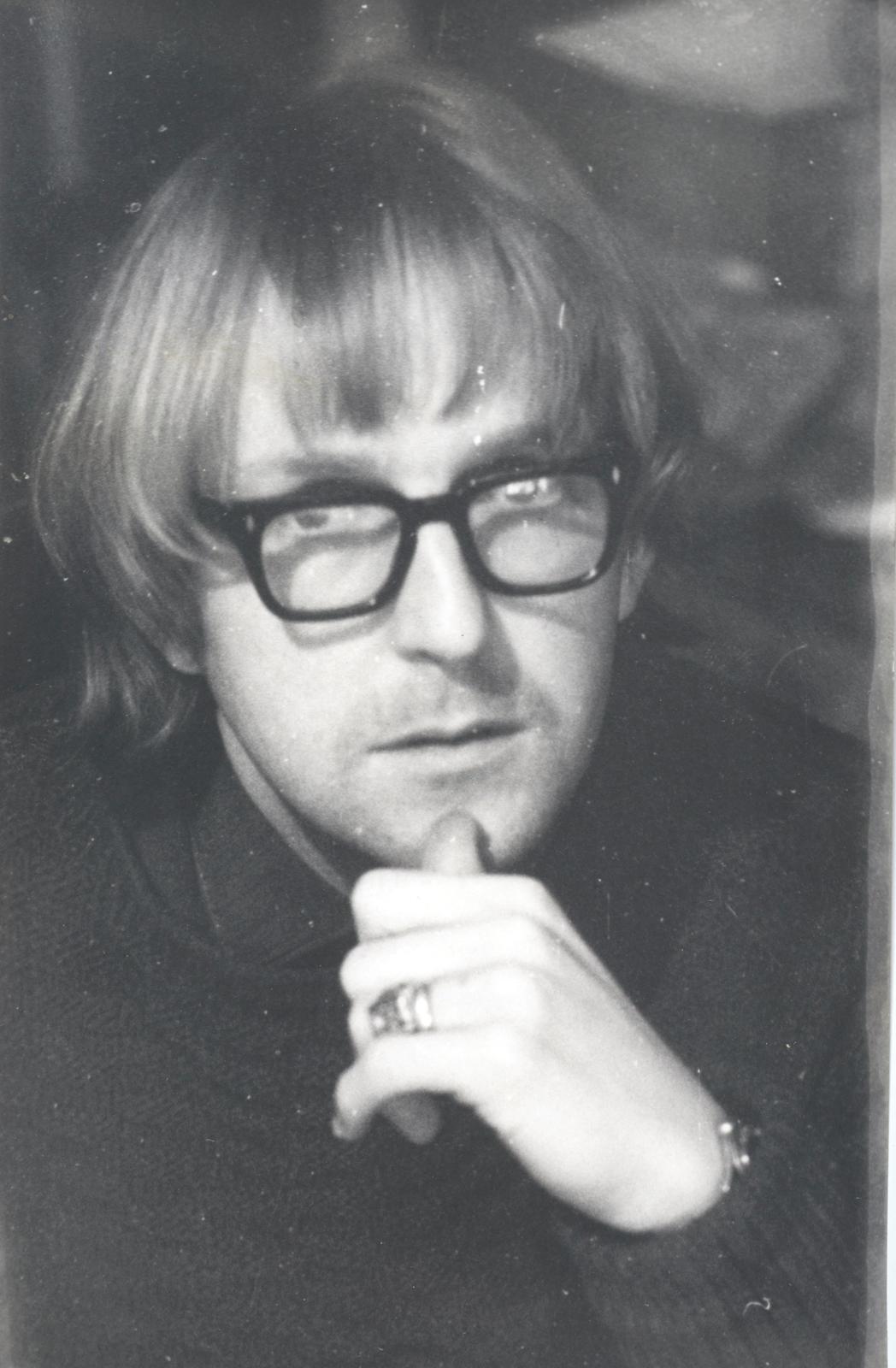 Robin McConie